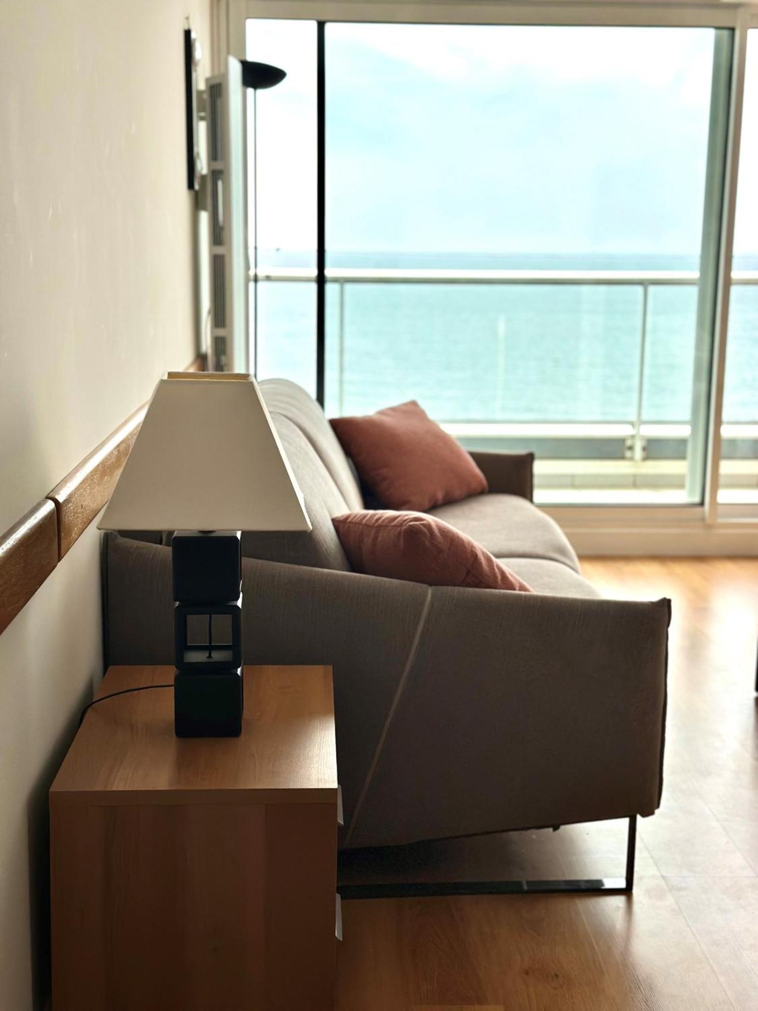 Joli Appartement Avec Vue Imprenable Sur La Baie Des Sables - 4 Pers เลส์ซาบล์-โดล็อนน์ ภายนอก รูปภาพ